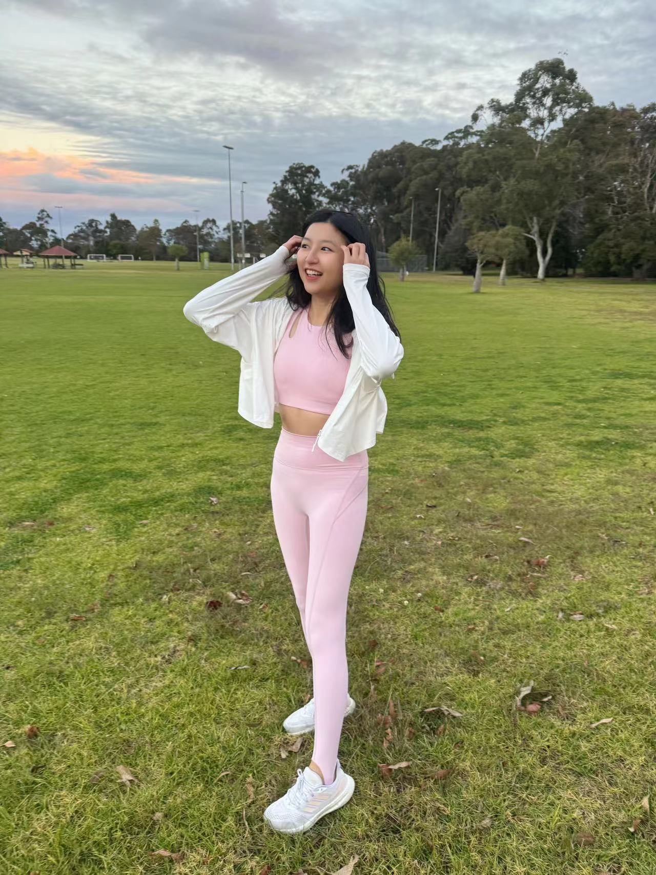 再生環保交叉運動套裝Eco-Friendly Criss-Cross Back Yoga Set